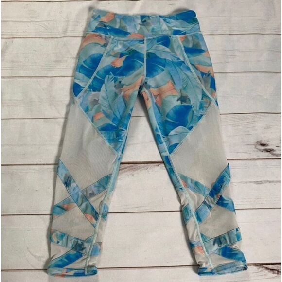 Zella Girls Print Crossover Crop Leggings Size 10/12 - Picture 2 of 12